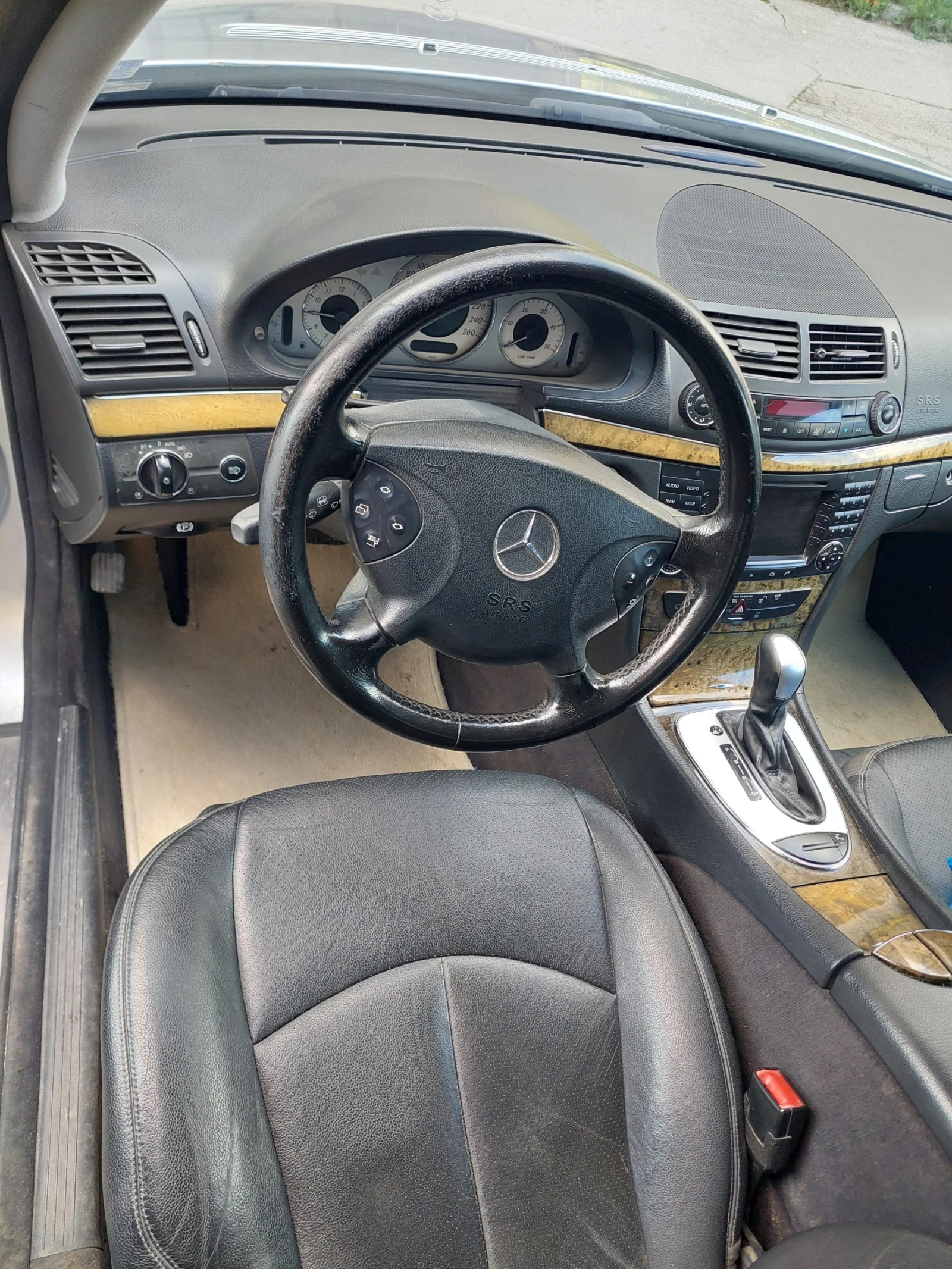 Mercedes-Benz E 320 AVANGARD  - изображение 3