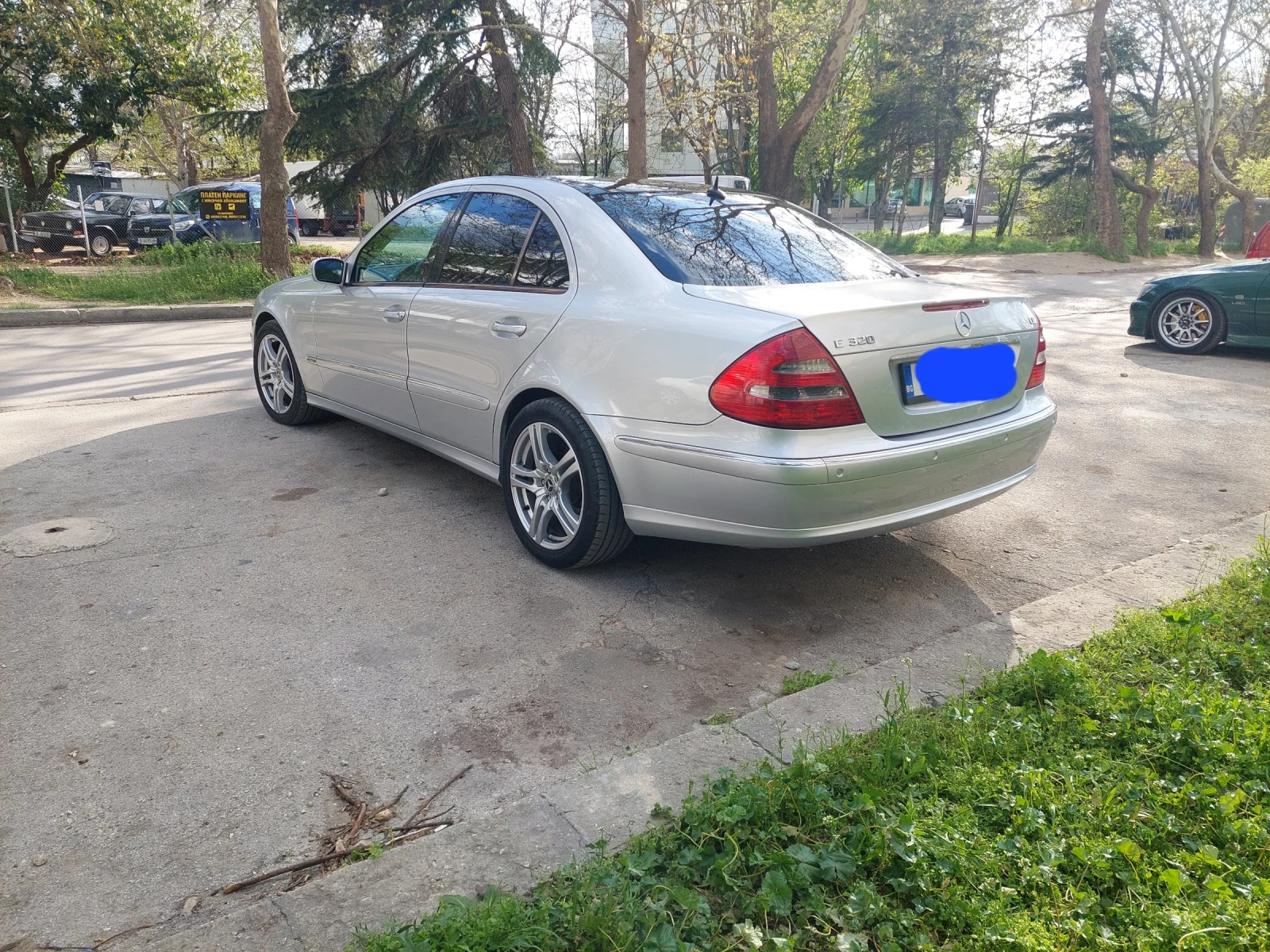 Mercedes-Benz E 320 AVANGARD  - изображение 4