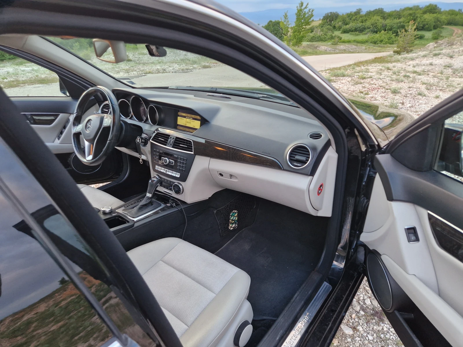 Mercedes-Benz C 200 Avantgarde - изображение 9