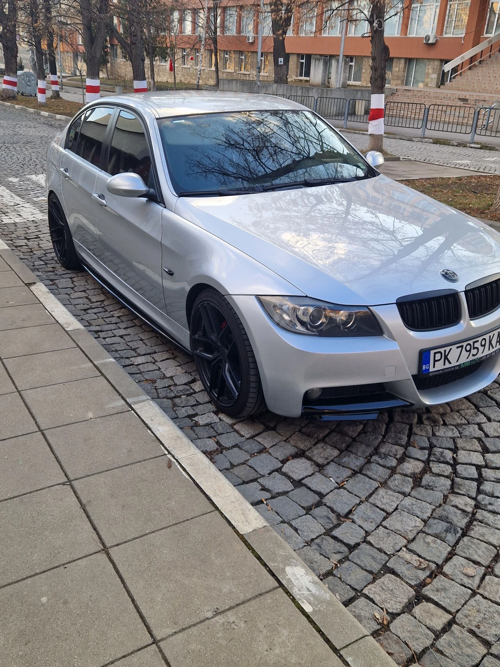 BMW 320  - изображение 7