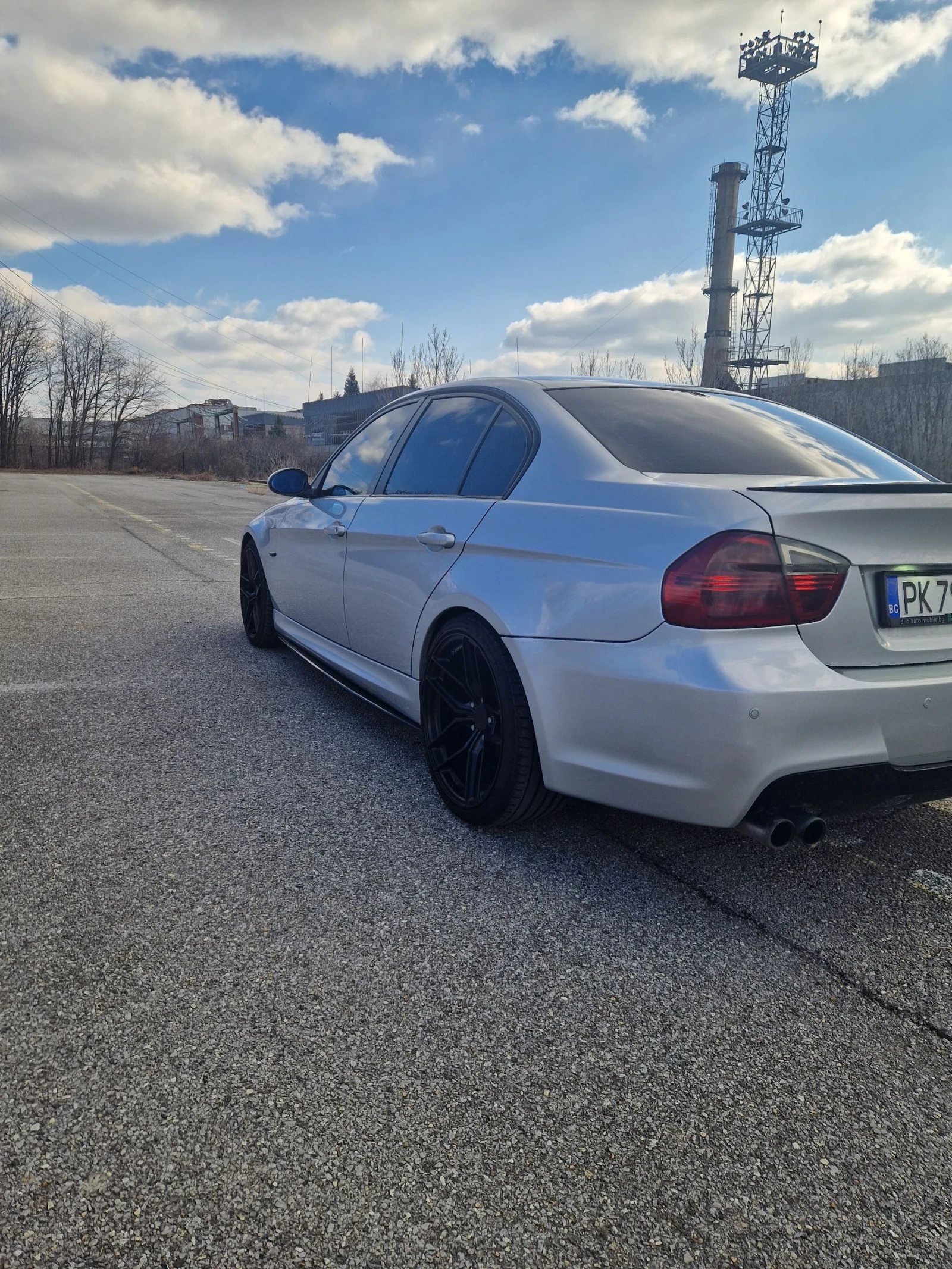 BMW 320  - изображение 5