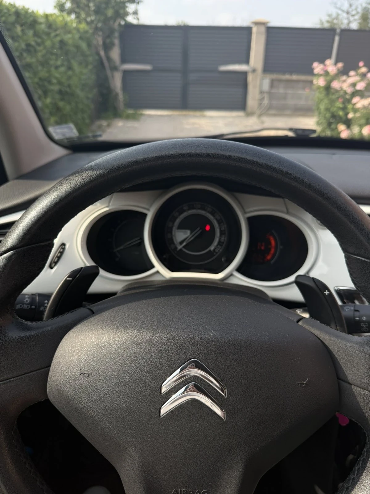 Citroen C3 1.4hdi -Автоматик-Климатик - изображение 10
