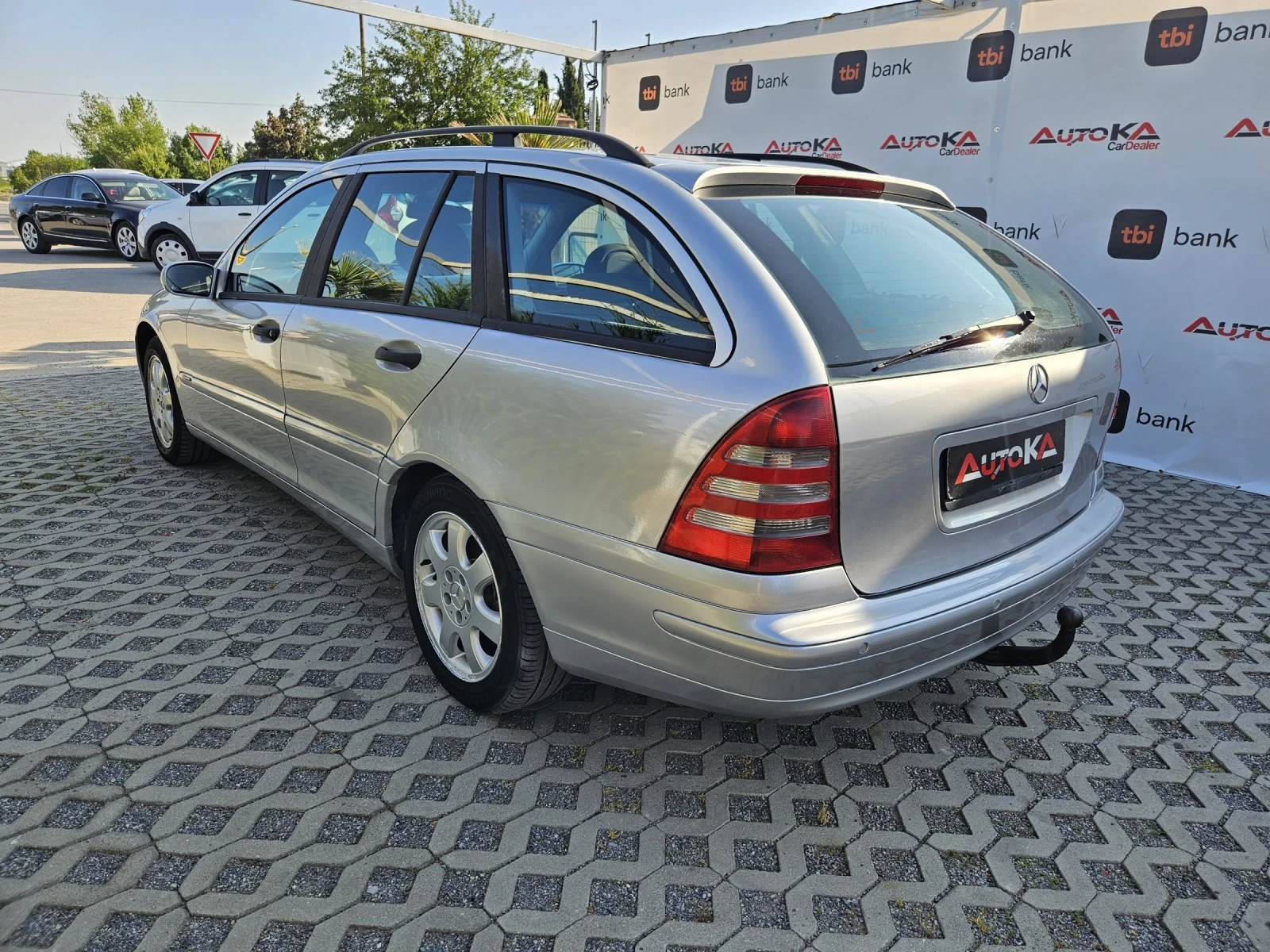 Mercedes-Benz C 220 2.2CDI-122кс= АВТОМАТ= КЛИМАТИК= АВТОПИЛОТ= ТЕГЛИЧ - изображение 5