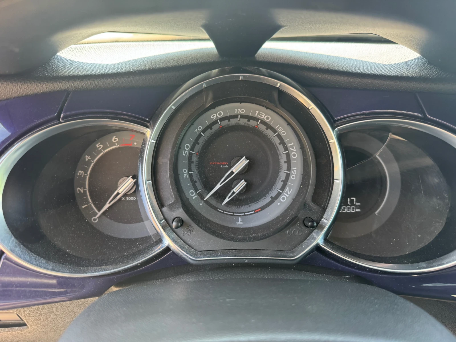 Citroen DS3 1.6 бензин - изображение 8