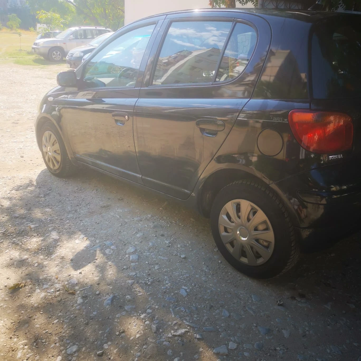 Toyota Yaris  - изображение 5