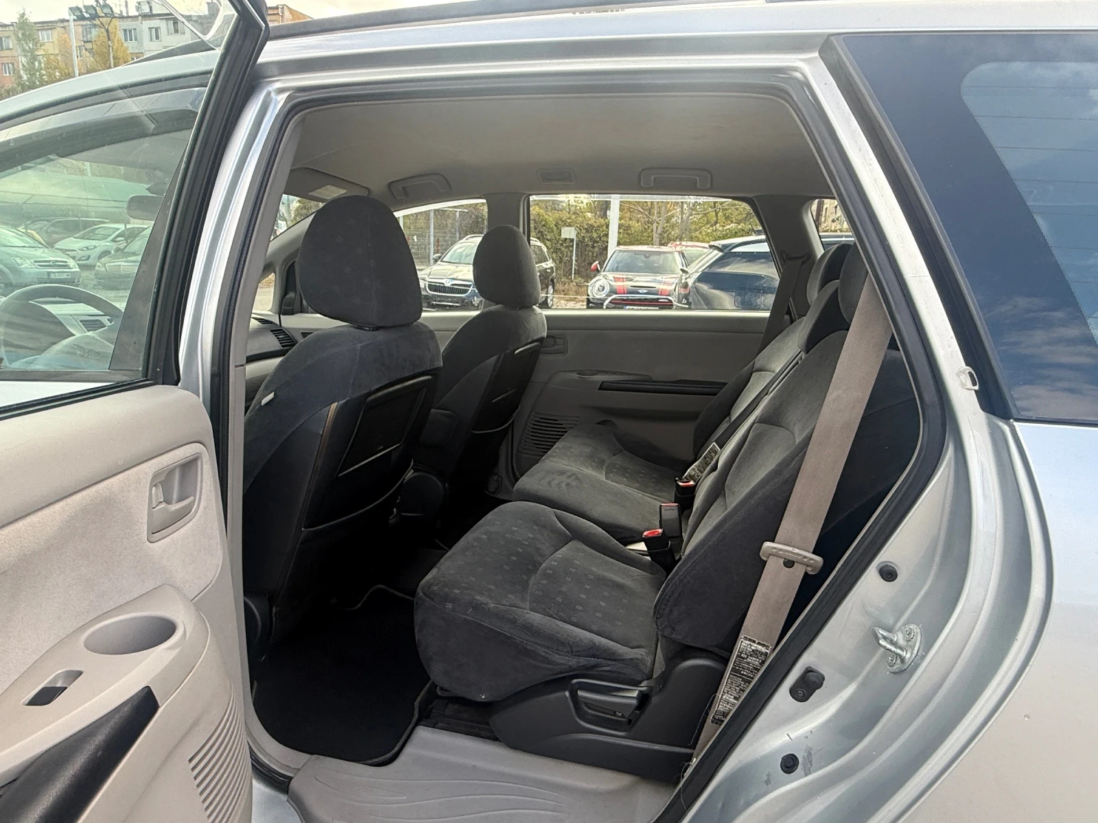 Mitsubishi Grandis 2.4i 6+ 1МЕСТА / АВТОМАТИК - изображение 9