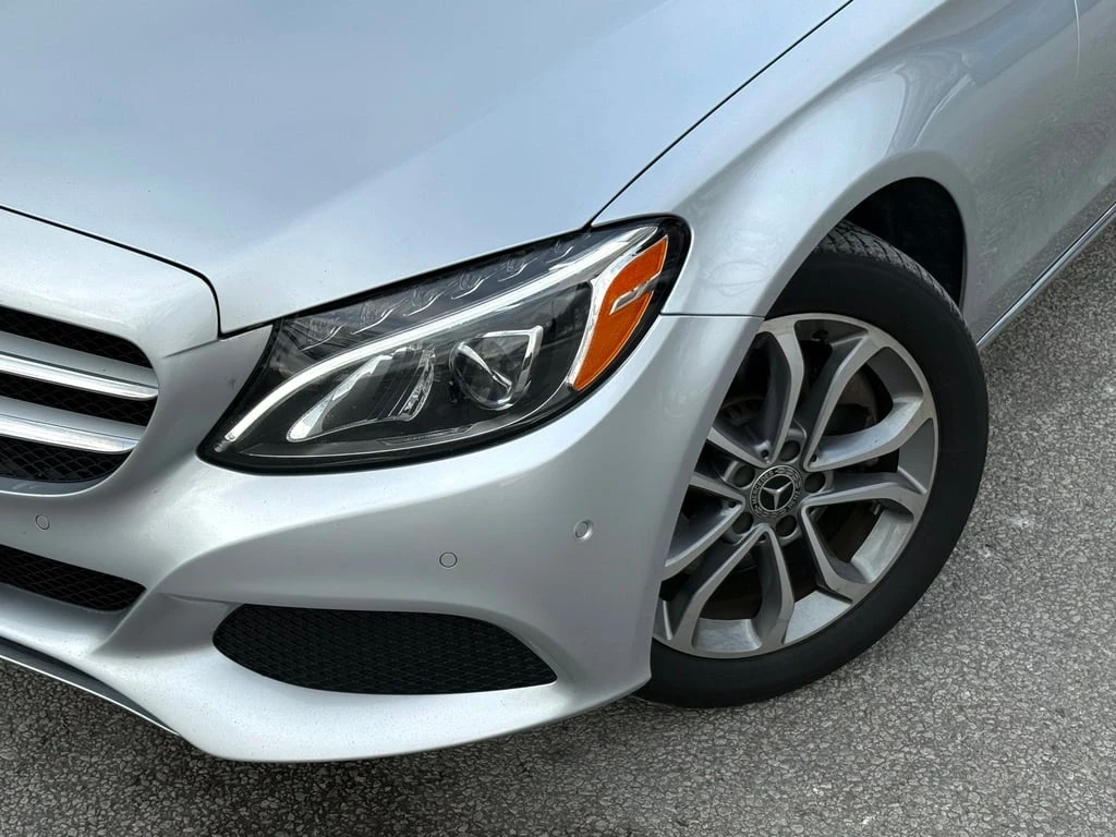 Mercedes-Benz C 300 * l 4MATIC l 18 Service Records l Luxury Pkg * CAR | Mobile.bg   3