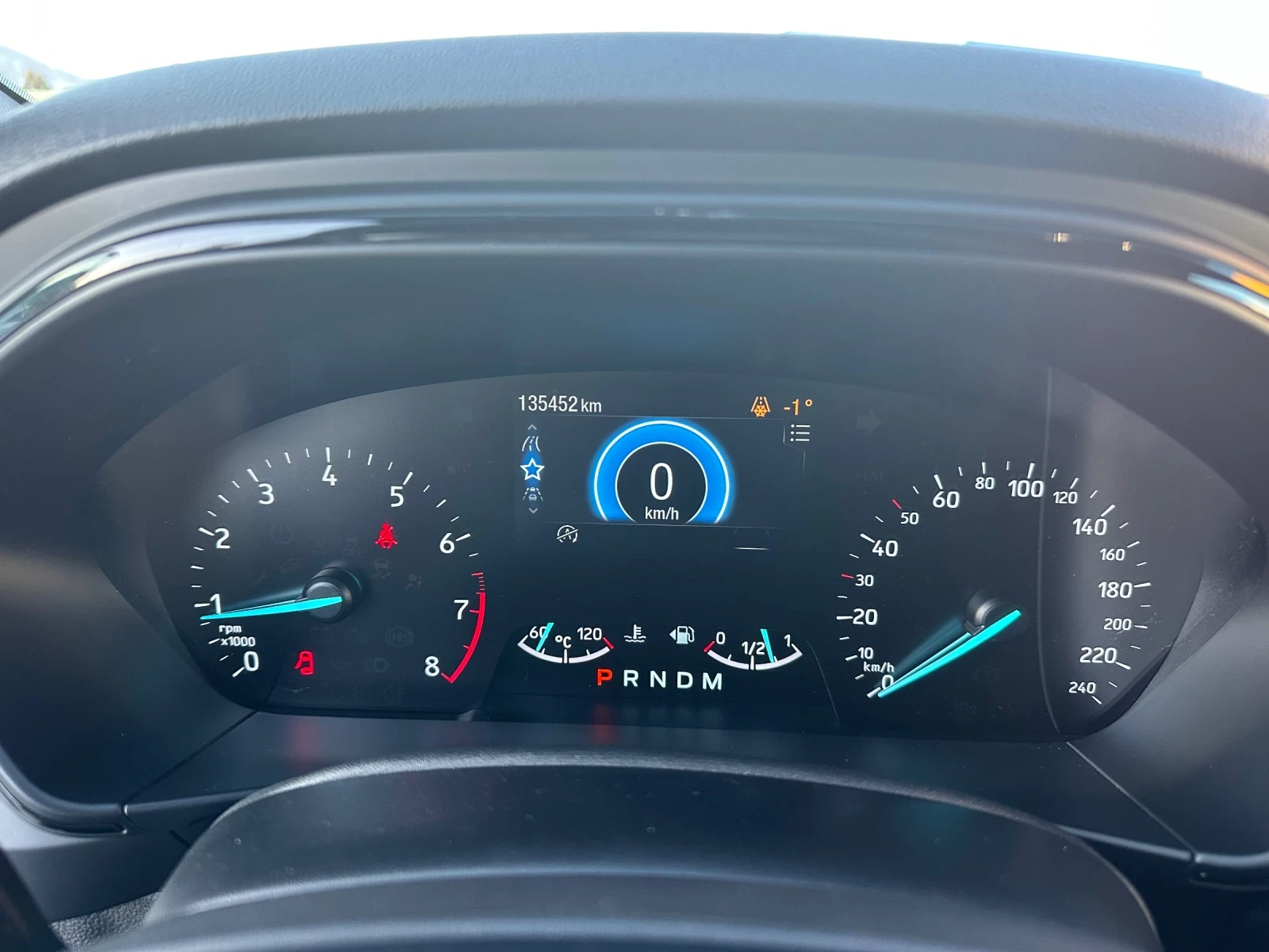 Ford Focus 1.0 SCTI ST LINE | Mobile.bg � ����������� 11