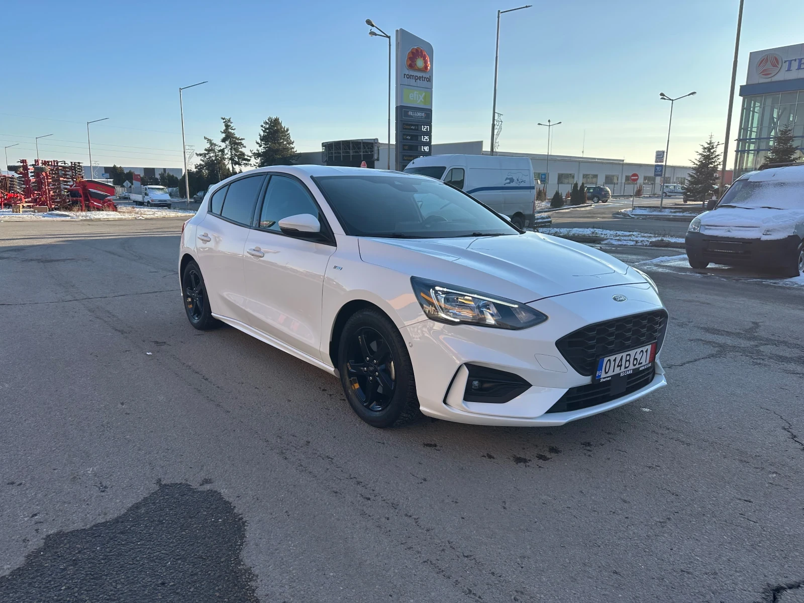 Ford Focus 1.0 SCTI ST LINE - изображение 3