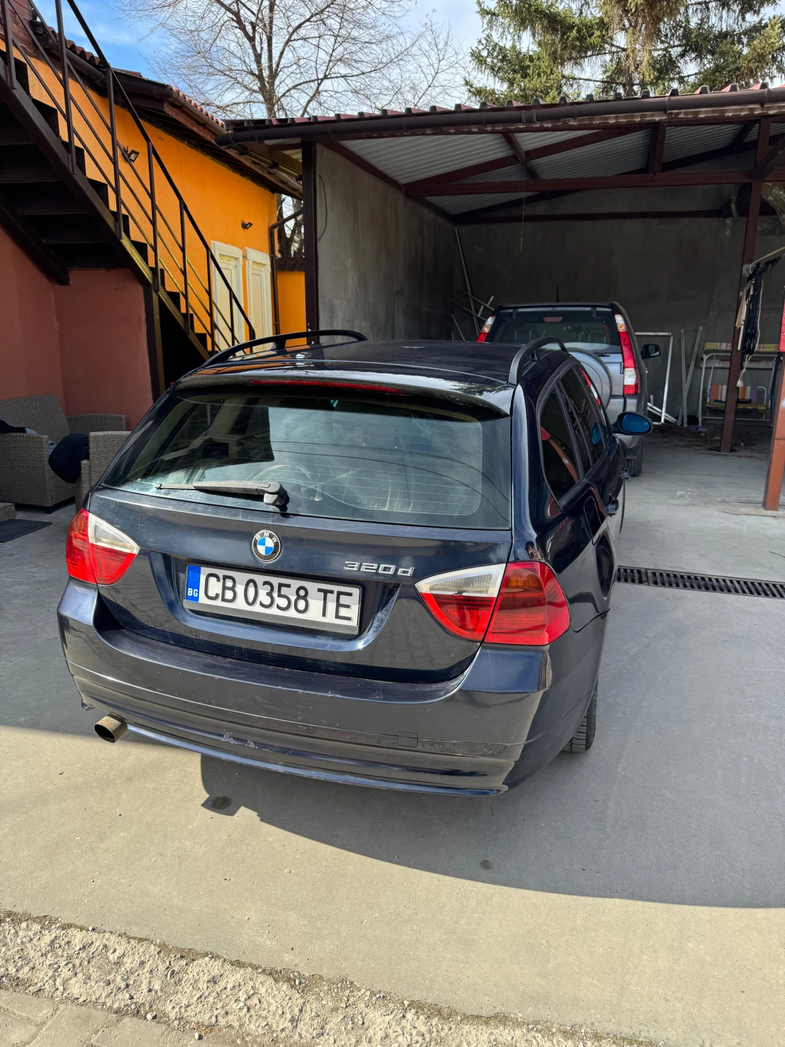 BMW 320, снимка 6 - Автомобили и джипове - 53832863