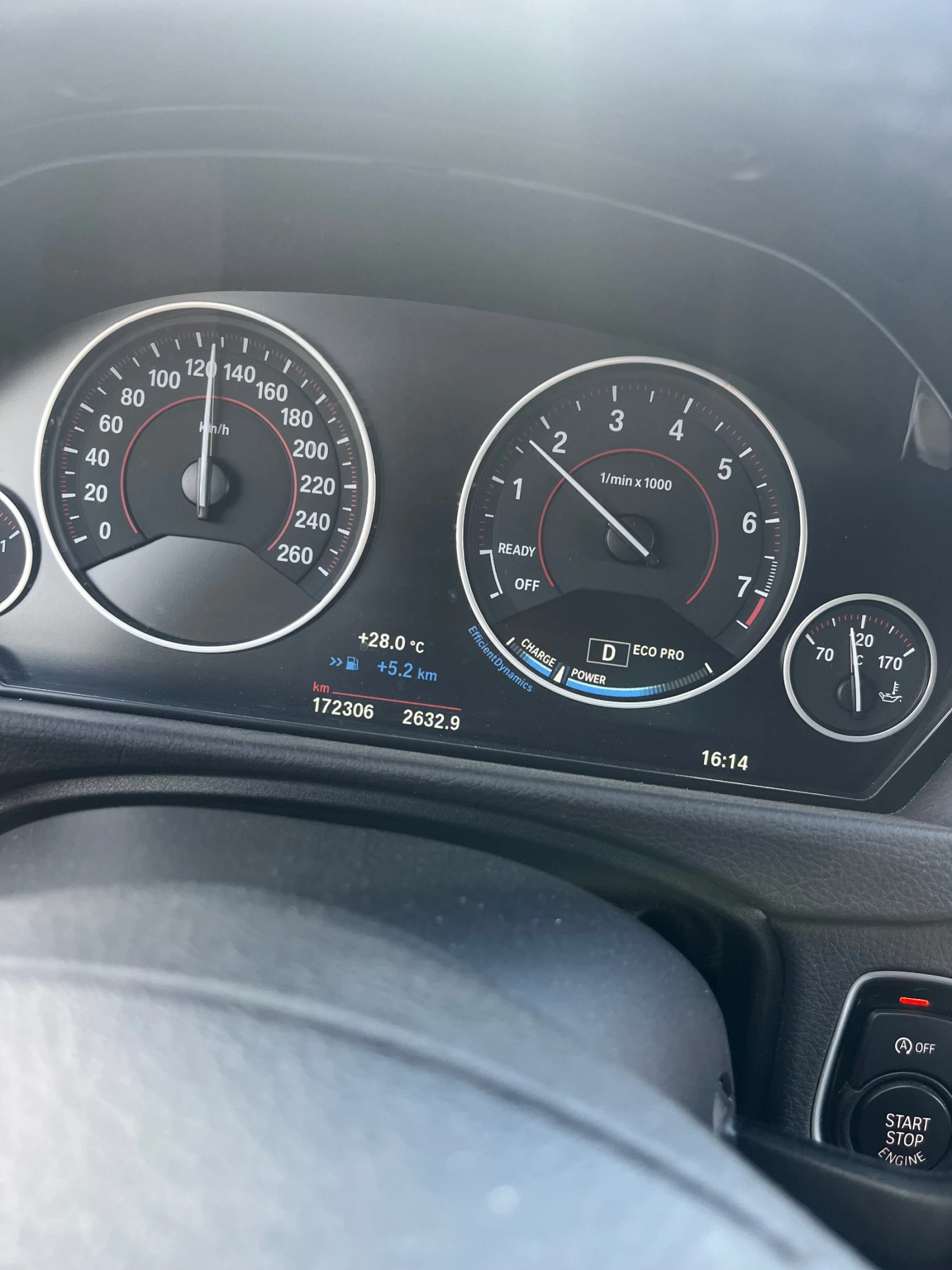 BMW 320, снимка 15 - Автомобили и джипове - 53867236