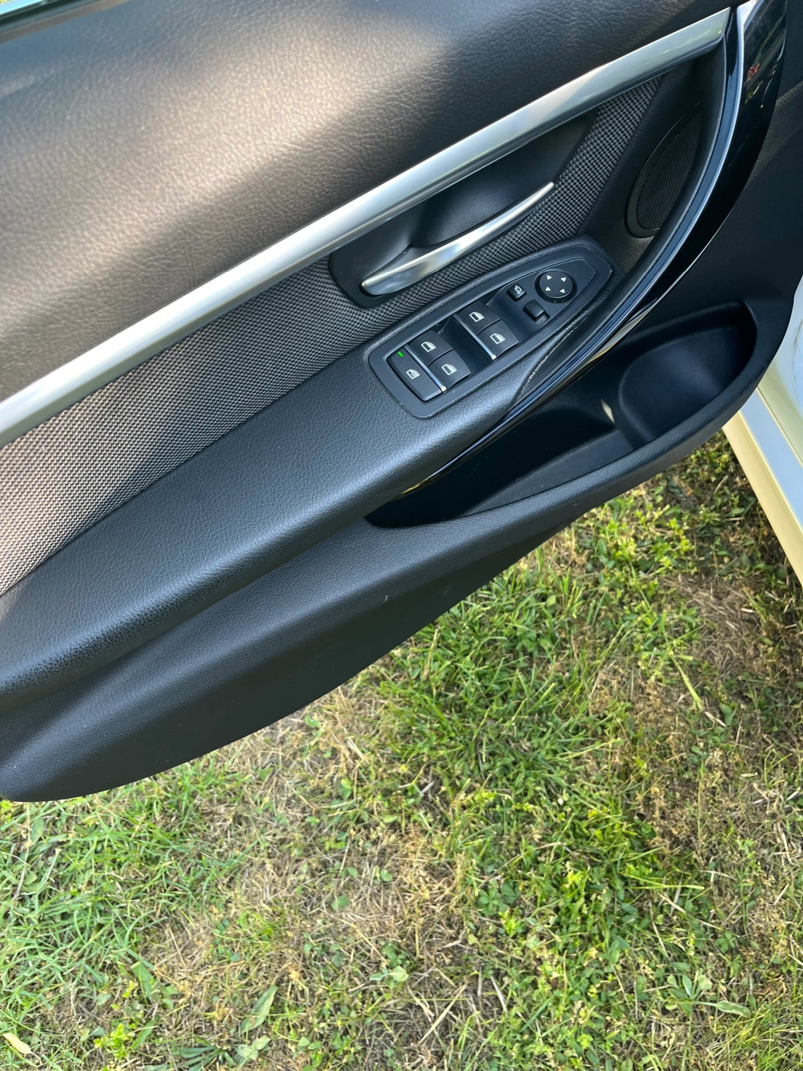 BMW 320, снимка 12 - Автомобили и джипове - 53867236