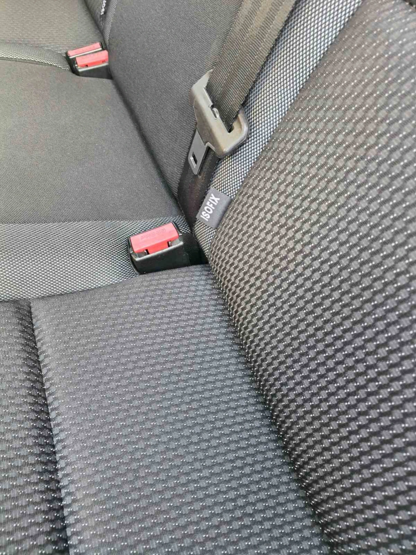 Peugeot 207 1.4 i Напълно обслужен, снимка 12 - Автомобили и джипове - 54101707