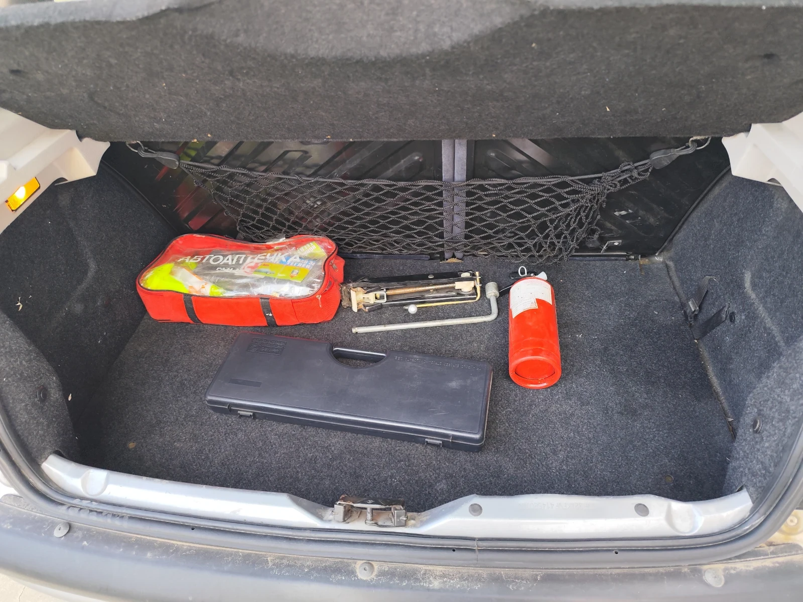 Peugeot 206 1.4 75 к.с. клима, снимка 9 - Автомобили и джипове - 54115697