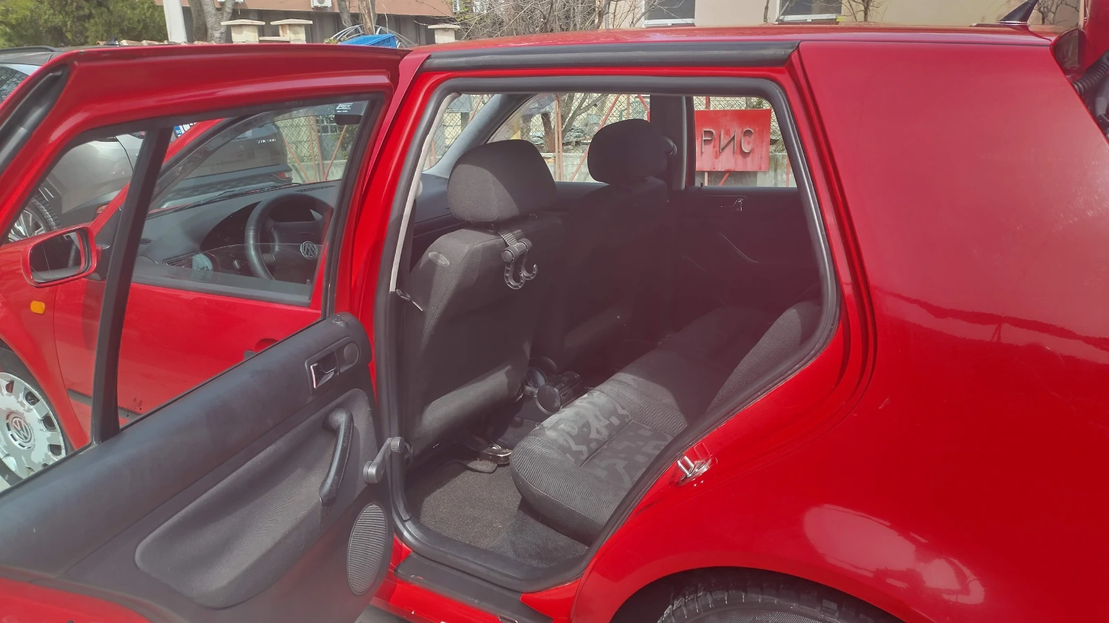 VW Golf, снимка 8 - Автомобили и джипове - 54181550