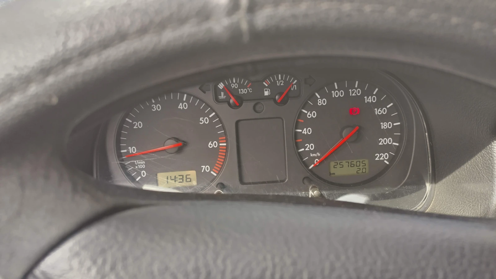 VW Golf, снимка 10 - Автомобили и джипове - 54181550