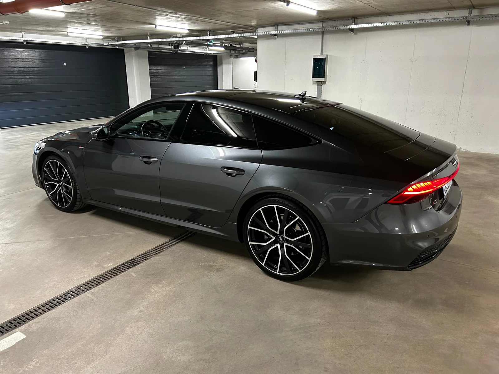 Audi A7 50 TDI Full S-Line / Air / Head-Up / Matrix Laser, снимка 8 - Автомобили и джипове - 54343529