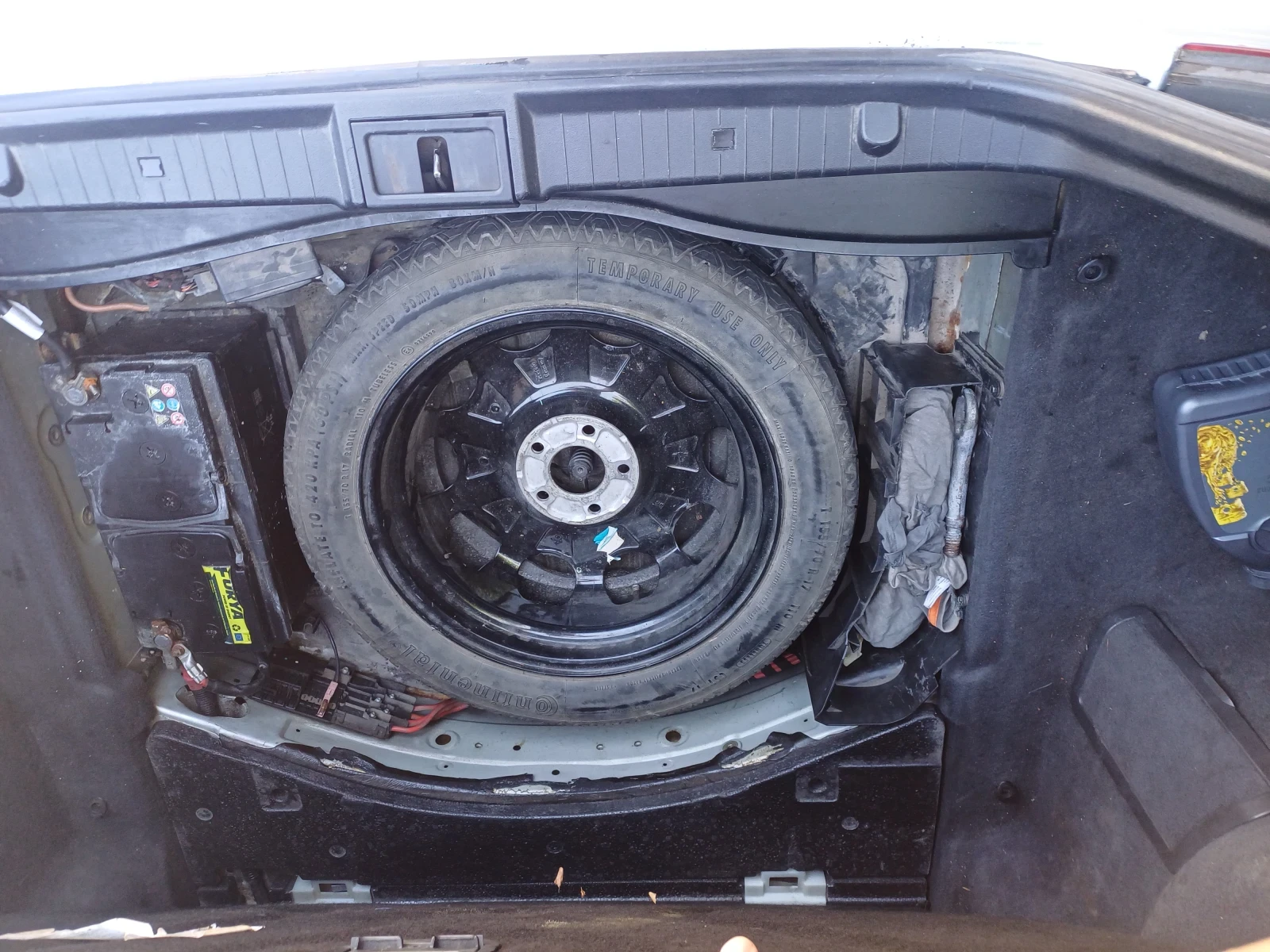 Mercedes-Benz E 270, снимка 14 - Автомобили и джипове - 54736509