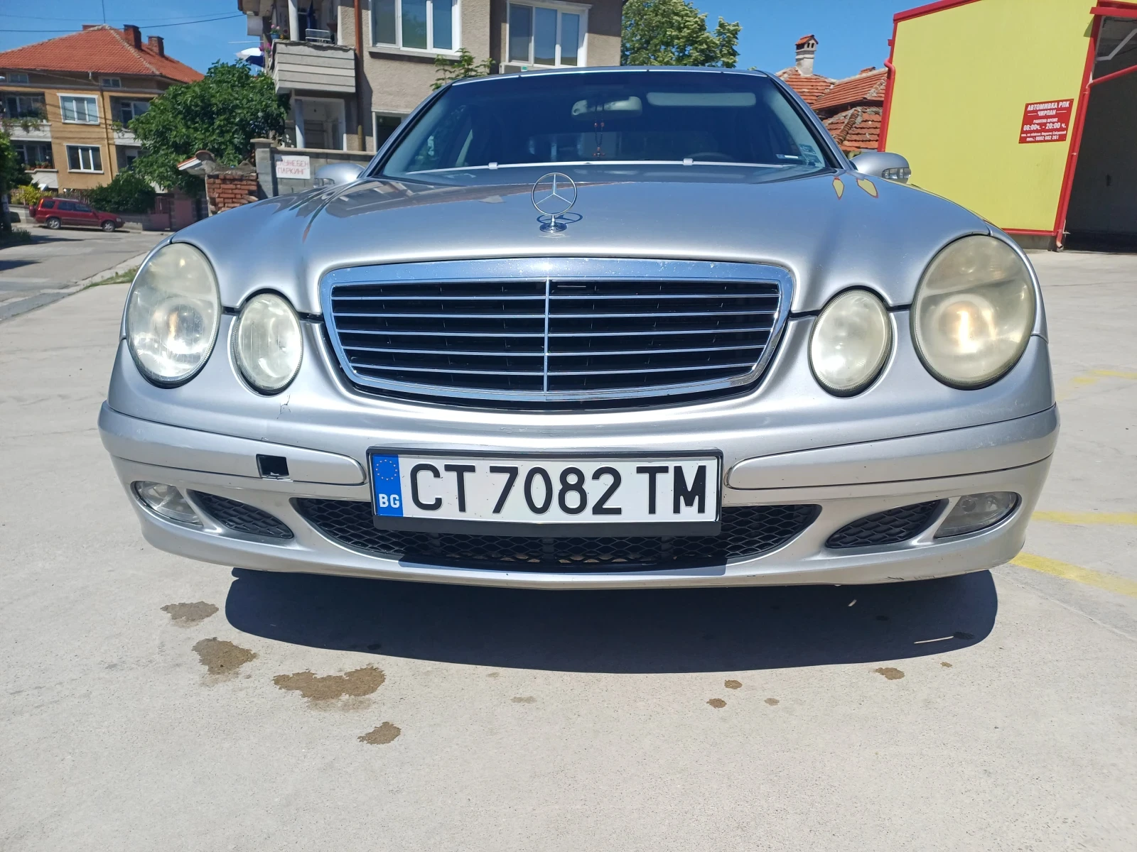 Mercedes-Benz E 270, снимка 3 - Автомобили и джипове - 54736509
