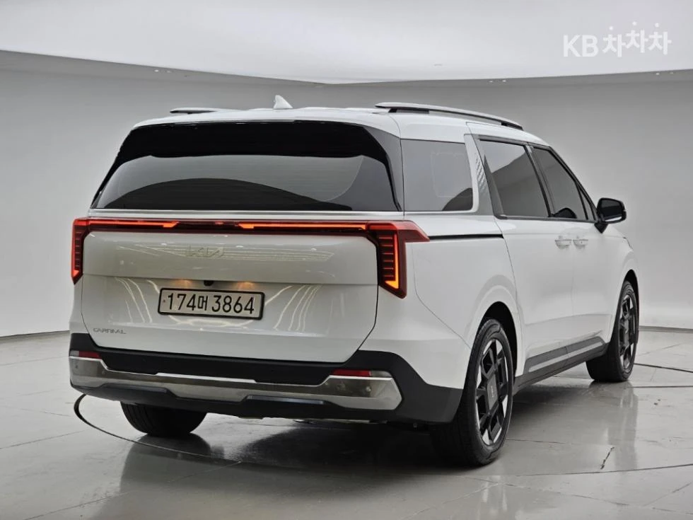 Kia Carnival | Mobile.bg � ����������� 3