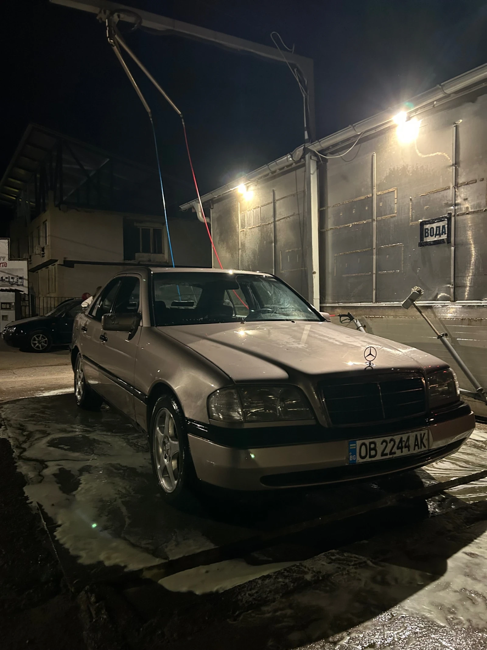 Mercedes-Benz 200, снимка 15 - Автомобили и джипове - 55326494