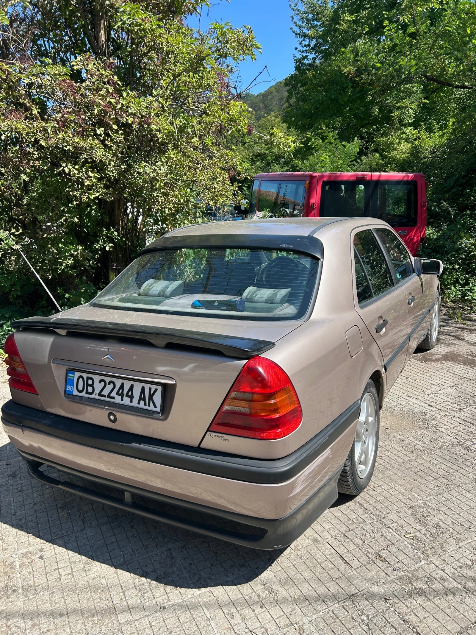 Mercedes-Benz 200, снимка 8 - Автомобили и джипове - 55326494
