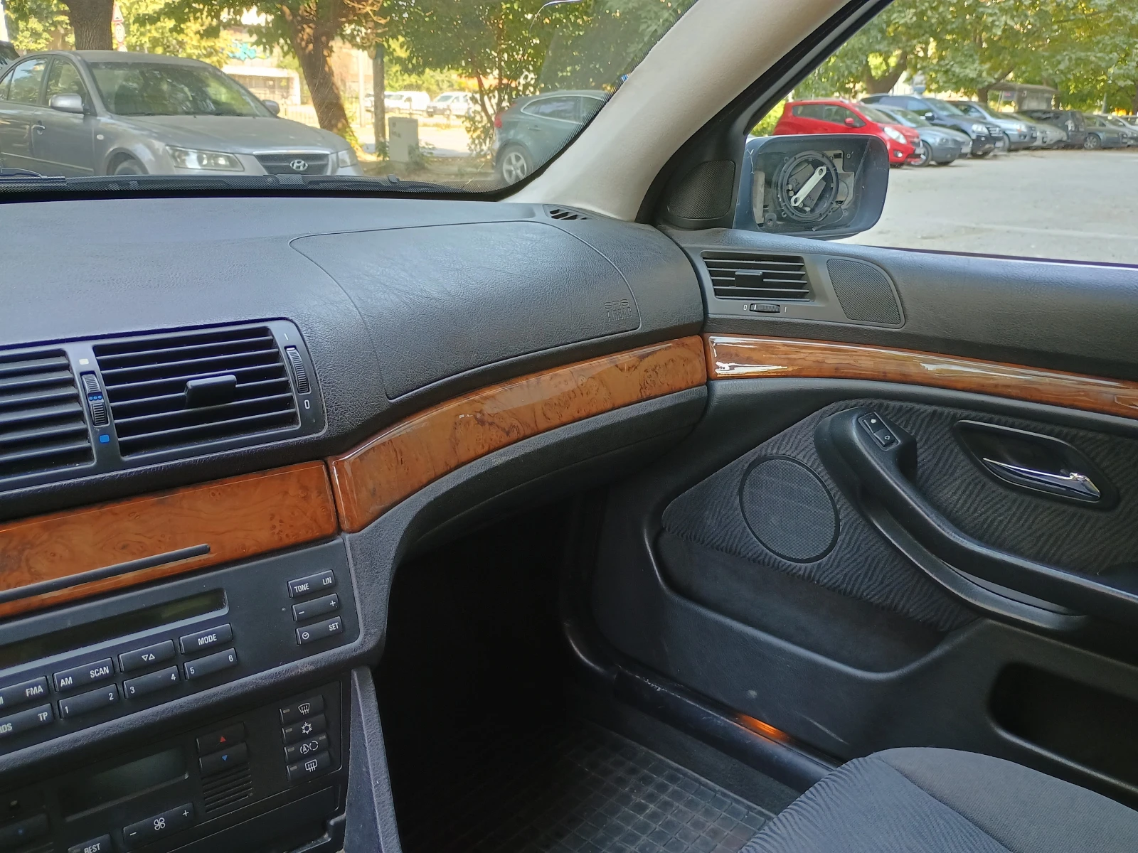 BMW 523 3000 куб., снимка 2 - Автомобили и джипове - 55707678