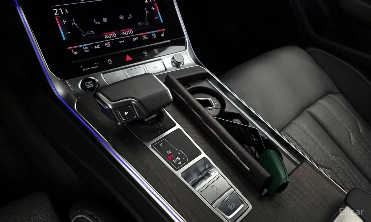 Audi A6 40 TDI| MATRIX| HUD| ОБДУХ| PANO| 360| , снимка 9 - Автомобили и джипове - 55880039