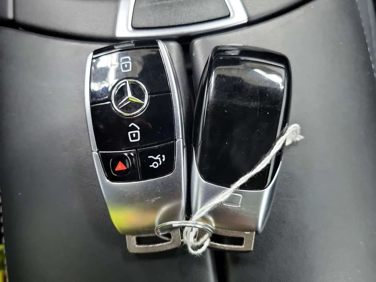 Mercedes-Benz E 53 AMG * 4matic+ Coupe  * CARFAX * , снимка 8 - Автомобили и джипове - 56300966