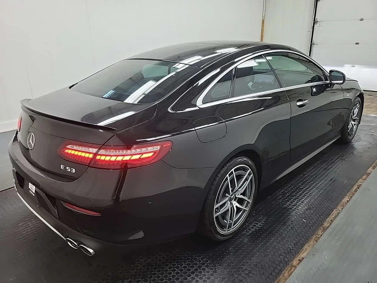 Mercedes-Benz E 53 AMG * 4matic+ Coupe  * CARFAX * , снимка 2 - Автомобили и джипове - 56300966