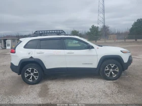 Jeep Cherokee 3.2l Trailhawk 4X4, снимка 13