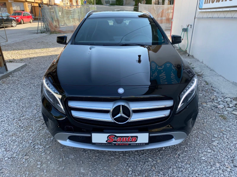 Mercedes-Benz GLA 200 2.2d* URBAN* 4Matic* ПАНОРАМА* LED* KEYLESS* NAVI*, снимка 2 - Автомобили и джипове - 46417181