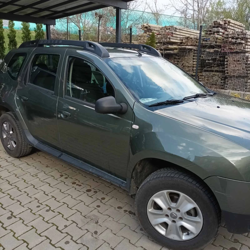 Dacia Duster 1.6i GAZ, снимка 3 - Автомобили и джипове - 52320704