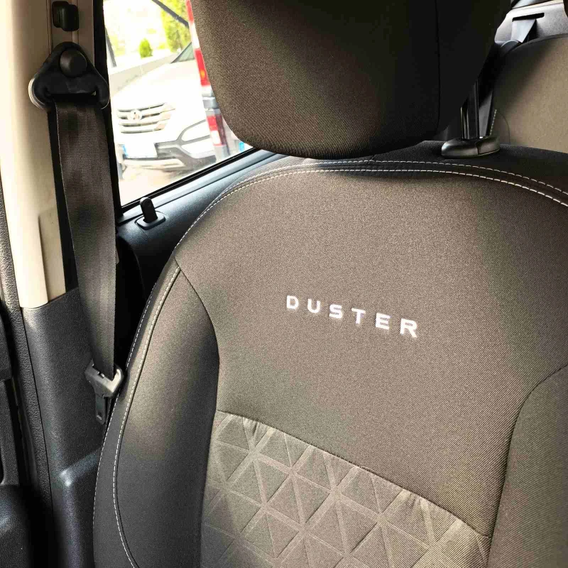 Dacia Duster 1.6i GAZ, снимка 8 - Автомобили и джипове - 52320704