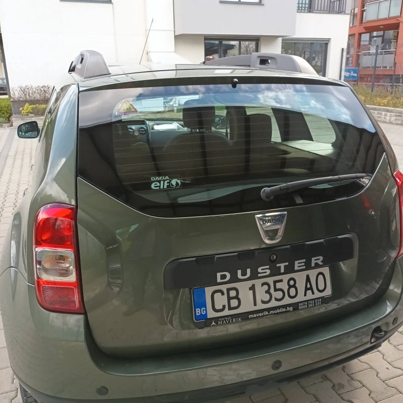 Dacia Duster 1.6i GAZ, снимка 4 - Автомобили и джипове - 52320704