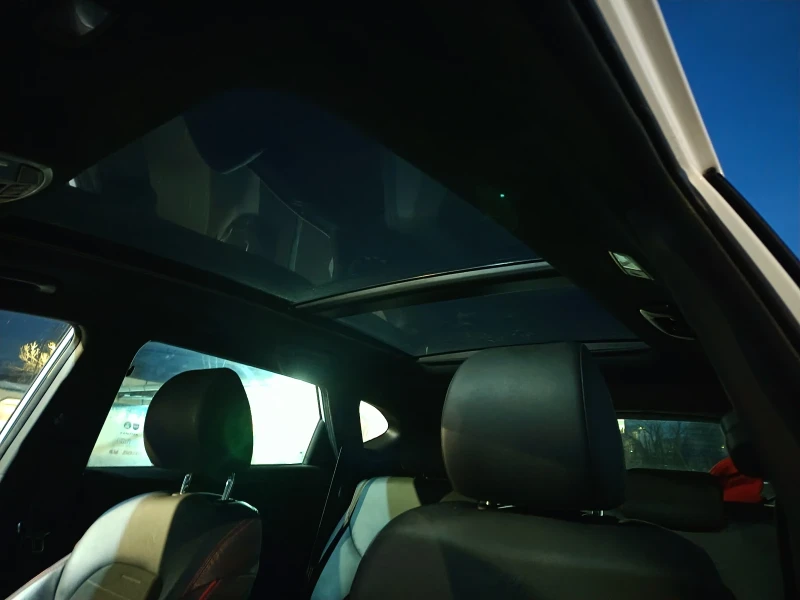 Hyundai Tucson, снимка 8 - Автомобили и джипове - 52831414