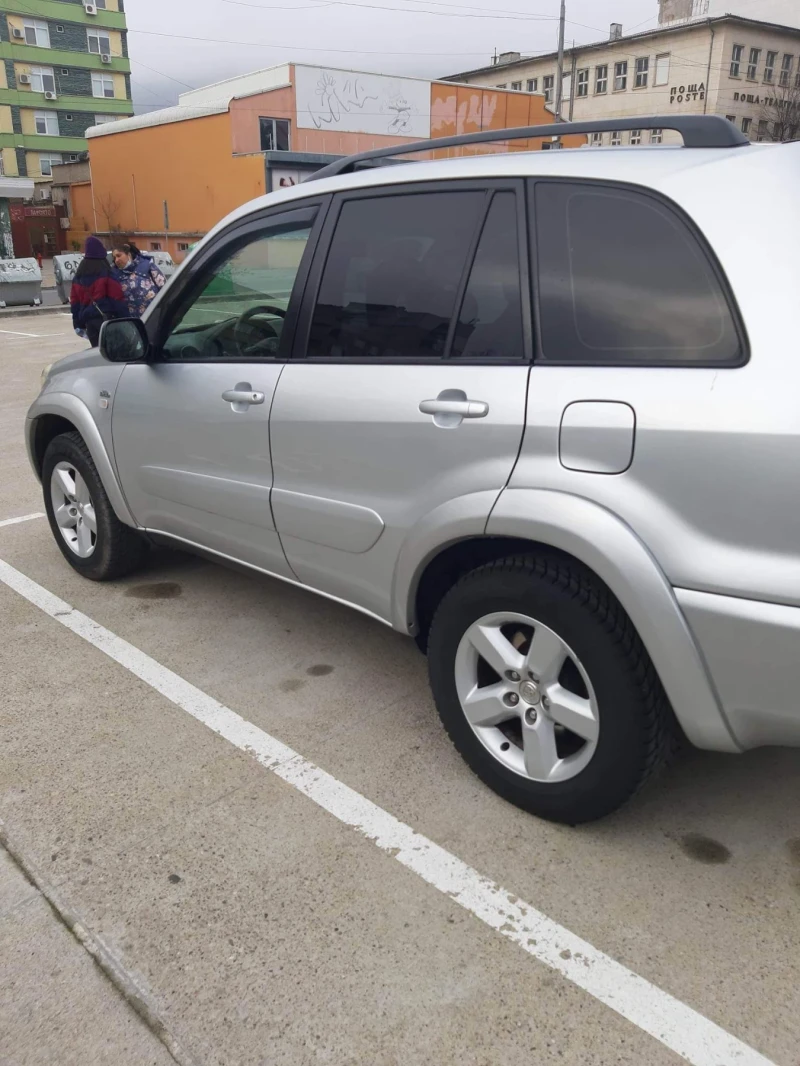 Toyota Rav4, снимка 2 - Автомобили и джипове - 53088316
