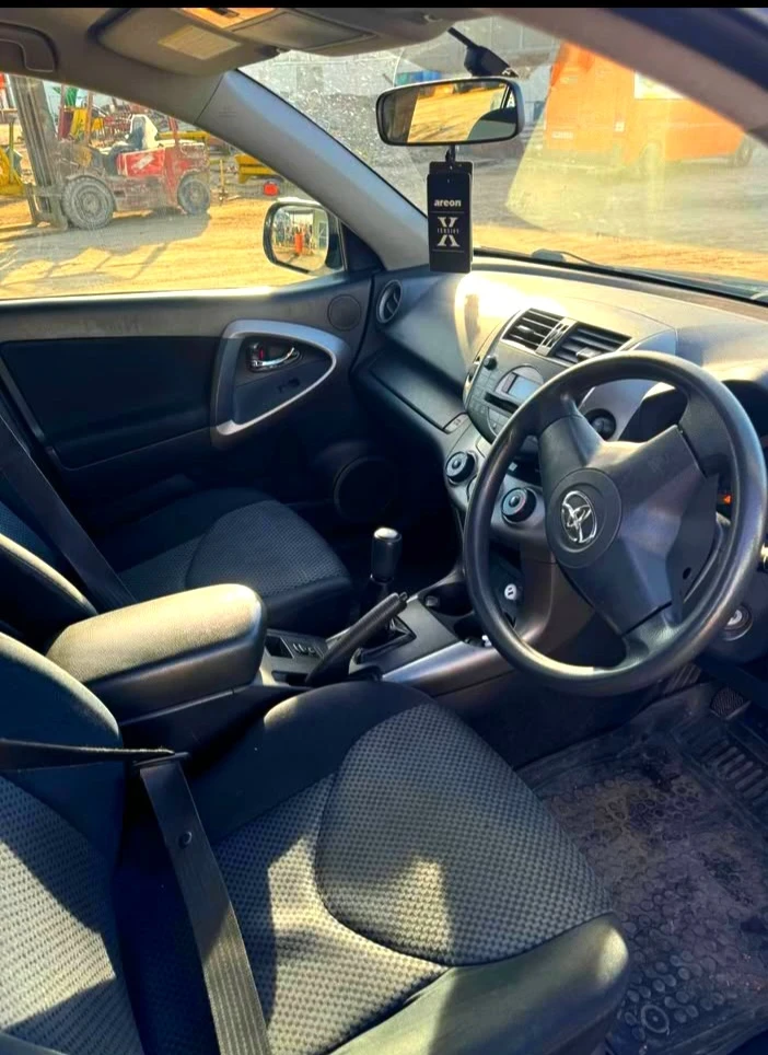 Toyota Rav4, снимка 5 - Автомобили и джипове - 48612806