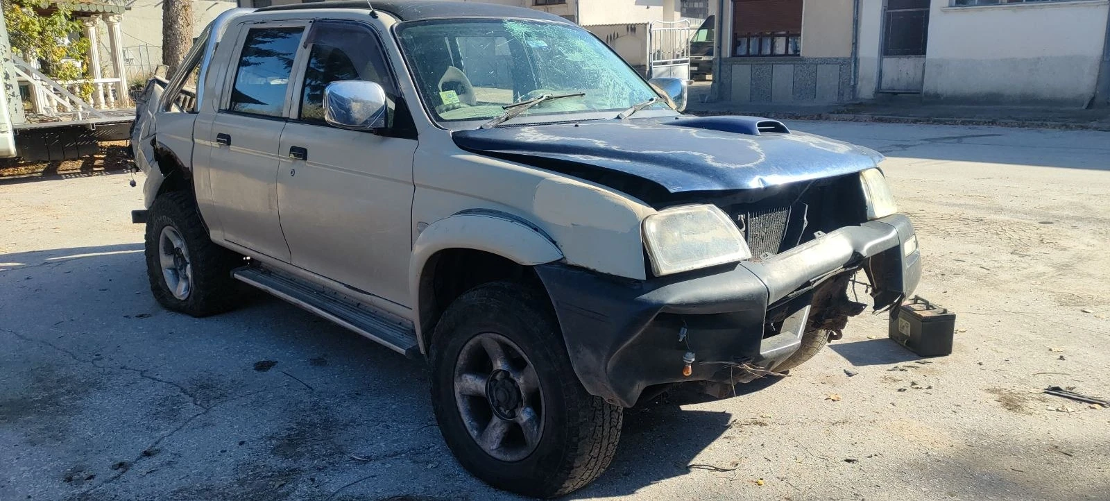 Mitsubishi L200 2.5 TD - изображение 2