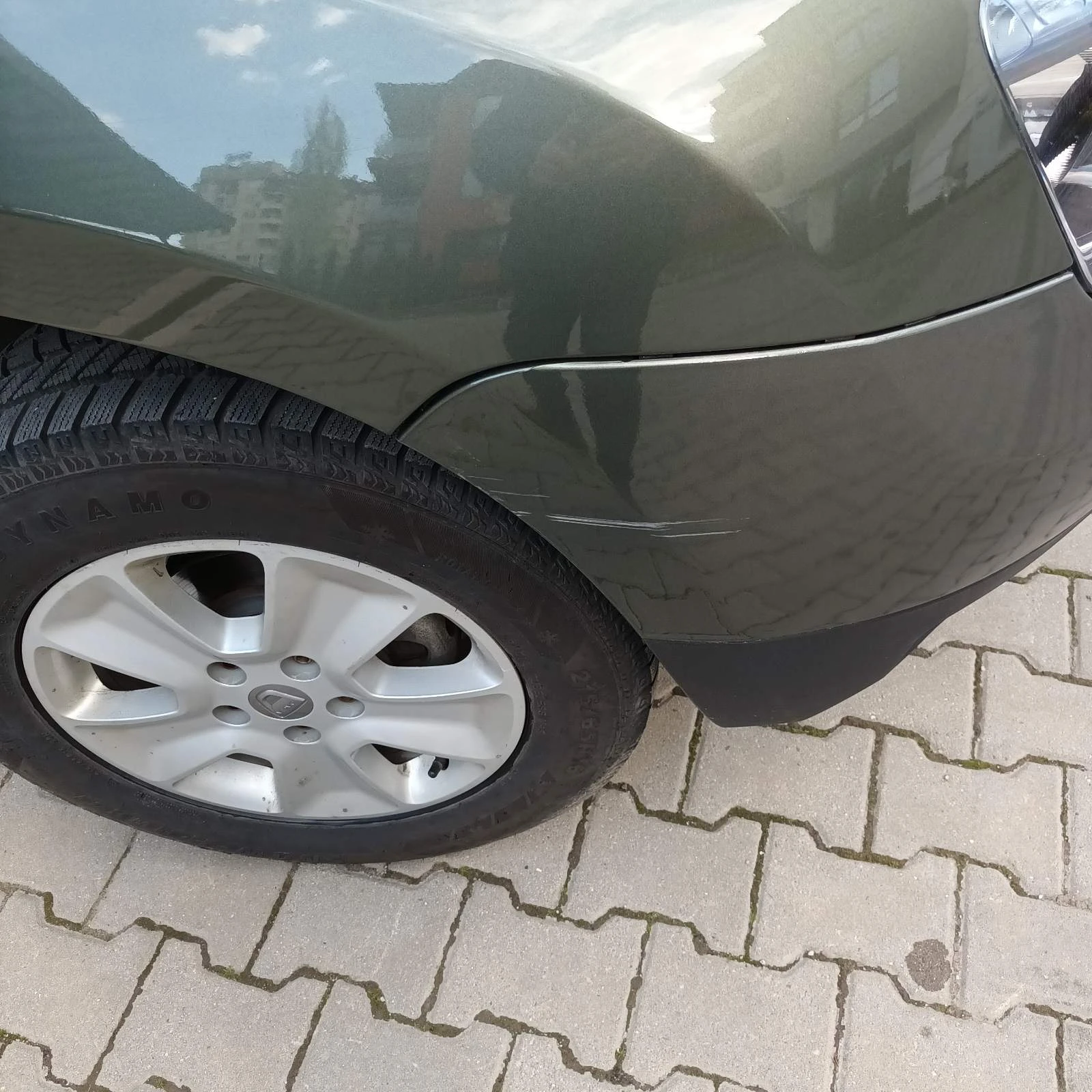Dacia Duster 1.6i GAZ - изображение 6