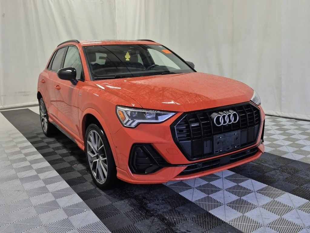 Audi Q3 * TECHNIK * CARFAX * БЕЗ ПЪРВОНАЧАЛНА ВНОСКА - изображение 2