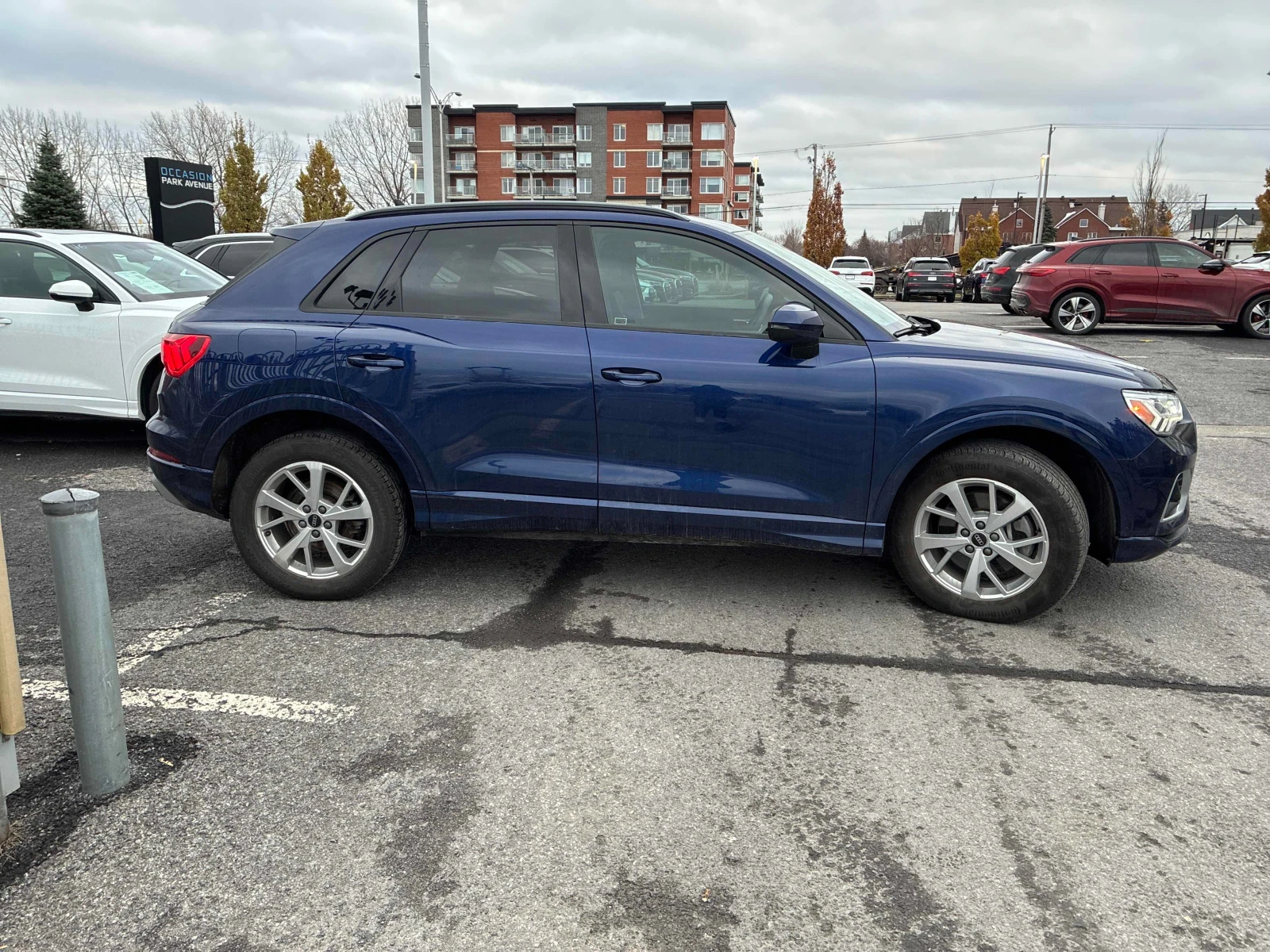 Audi Q3 * CARFAX *    | Mobile.bg   4