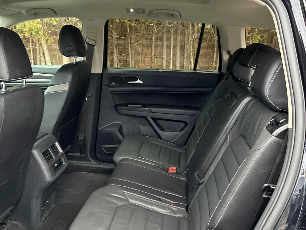 VW Atlas * Execline * CARFAX * 7 МЕСТА * ОБДУХВАНЕ * FENDER, снимка 12 - Автомобили и джипове - 53836085