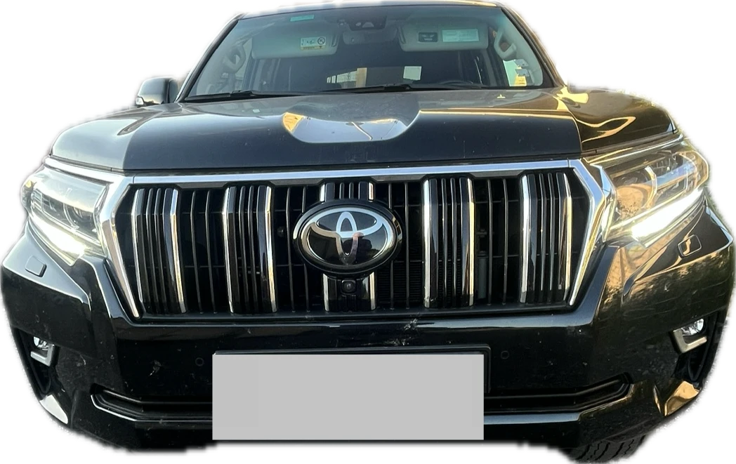 Toyota Land cruiser На части 2.8 дизел автомат 4х4 7 местен 204 коня