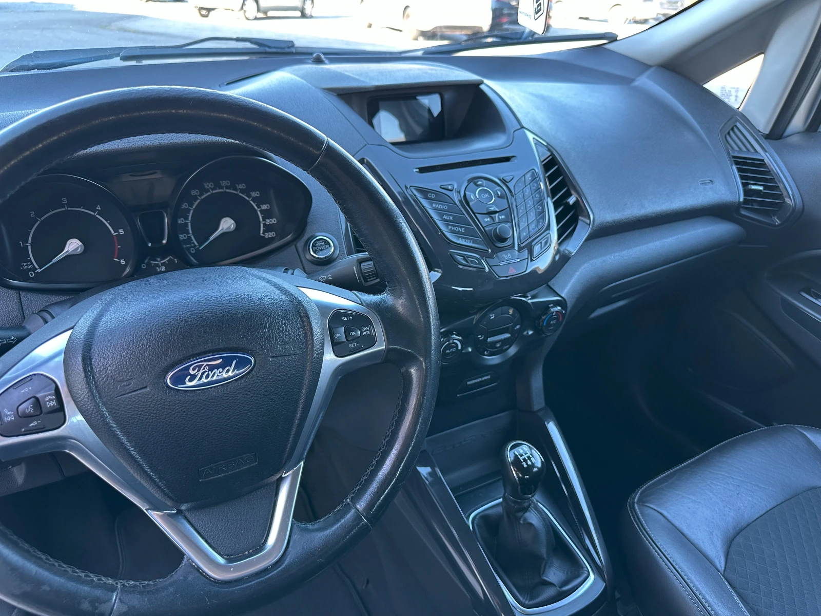 Ford EcoSport 1.5TDCi TITANIUM, снимка 11 - Автомобили и джипове - 55992261