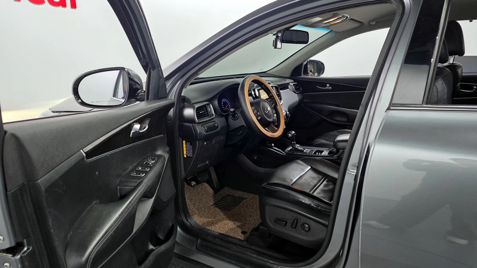 Kia Sorento 2.2* ПОДГРЕВ ВОЛАН* КРАЙНА ЦЕНА, снимка 10 - Автомобили и джипове - 56025303