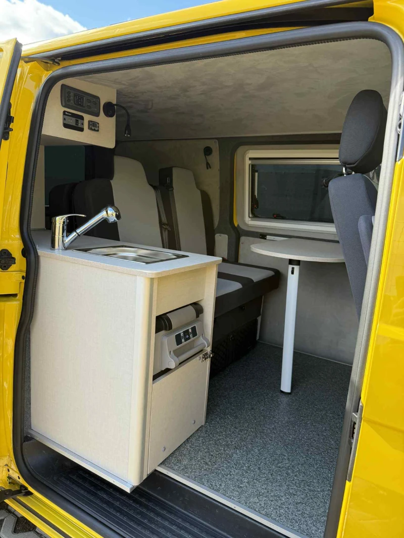 VW T6, снимка 3 - Бусове и автобуси - 52473478