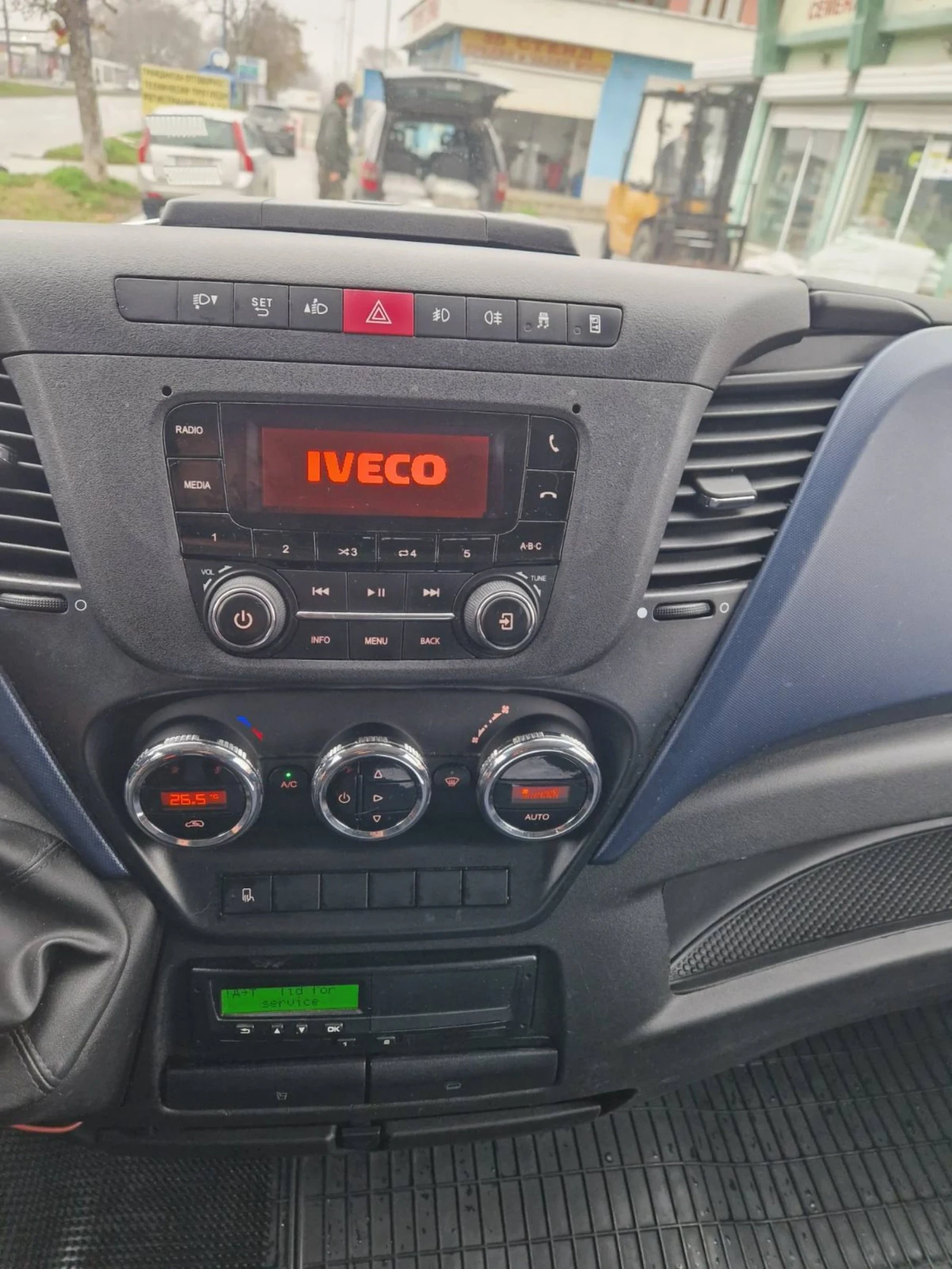 Iveco 35c18 Без прехвърляне - изображение 10