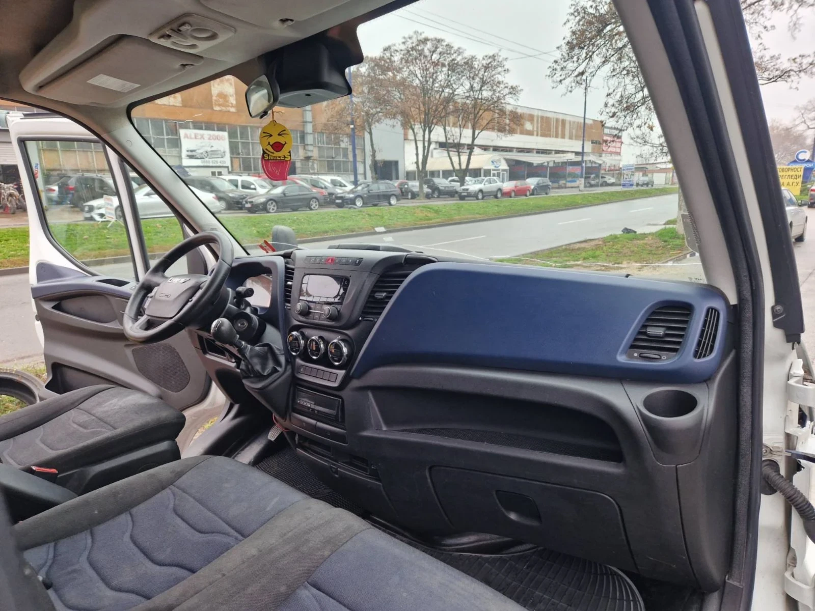 Iveco 35c18 Без прехвърляне - изображение 9