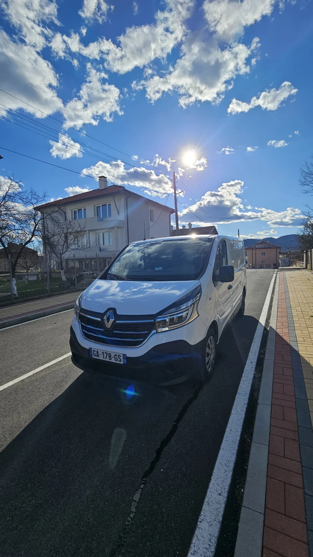 Renault 4f | Mobile.bg � ����������� 1